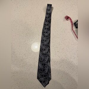 Campus Moda Men’s Adult Elegant Black Paisley Silk Tie